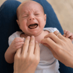 5 Kesalahan yang Bikin Kulit Bayi Mengelupas, No. 3 Sering Terjadi !